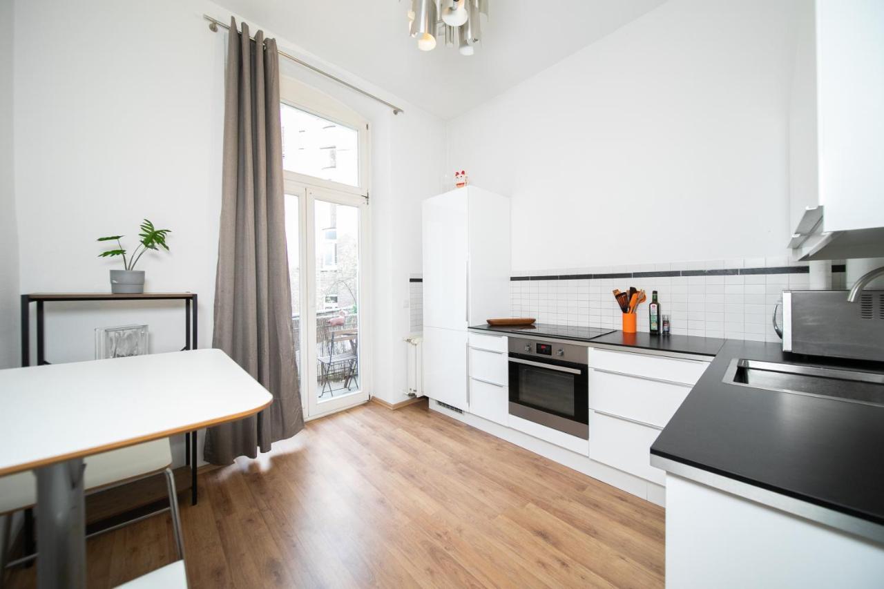 White 60 Qm Apartment - Zentral - Balkon - Messe Düsseldorf Esterno foto