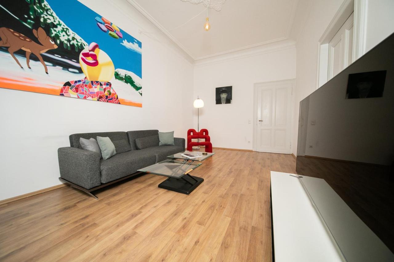 White 60 Qm Apartment - Zentral - Balkon - Messe Düsseldorf Esterno foto
